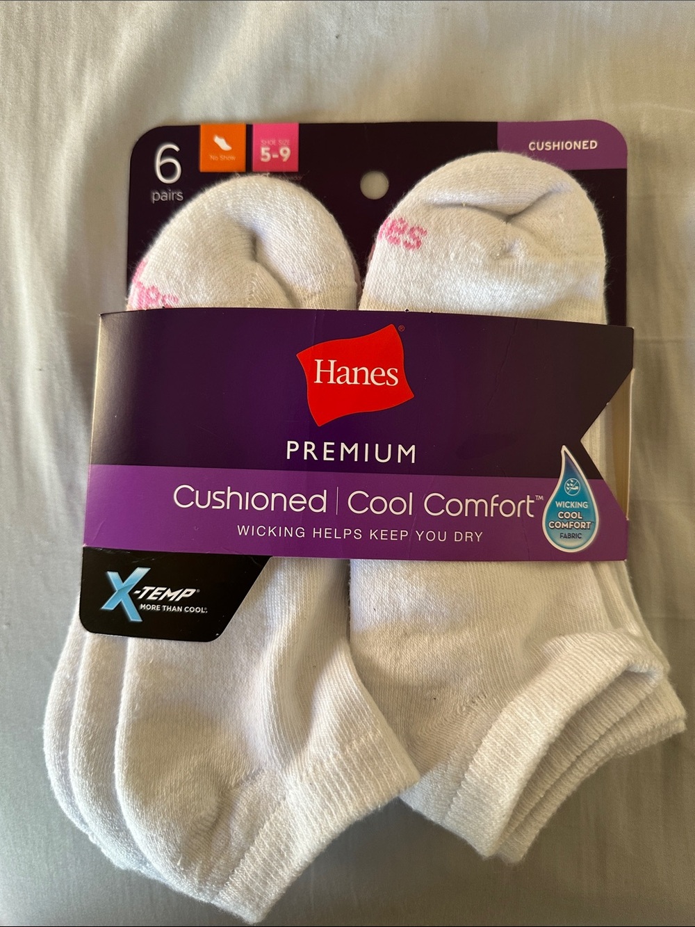 Hanes Premium Cushioned Cool Comfort White No-Show Socks (6 Pairs)